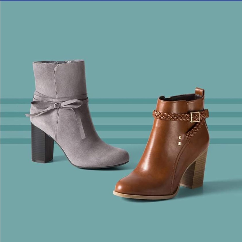 Gorgeous NWT is boots Cognac color zipper on side - Picture 1 of 6